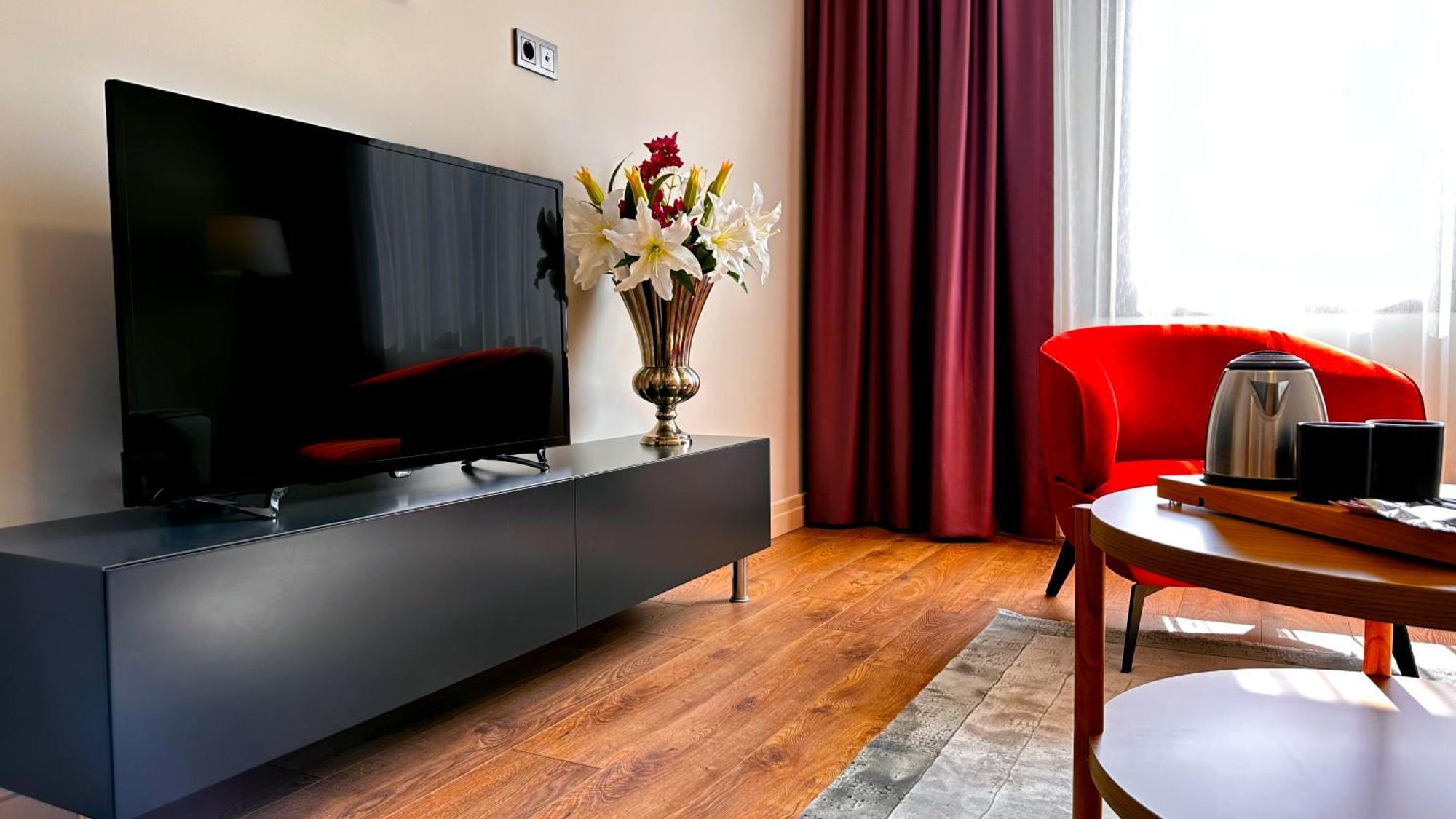Frezya - Exclusively Woman Hotel Istanboel Buitenkant foto