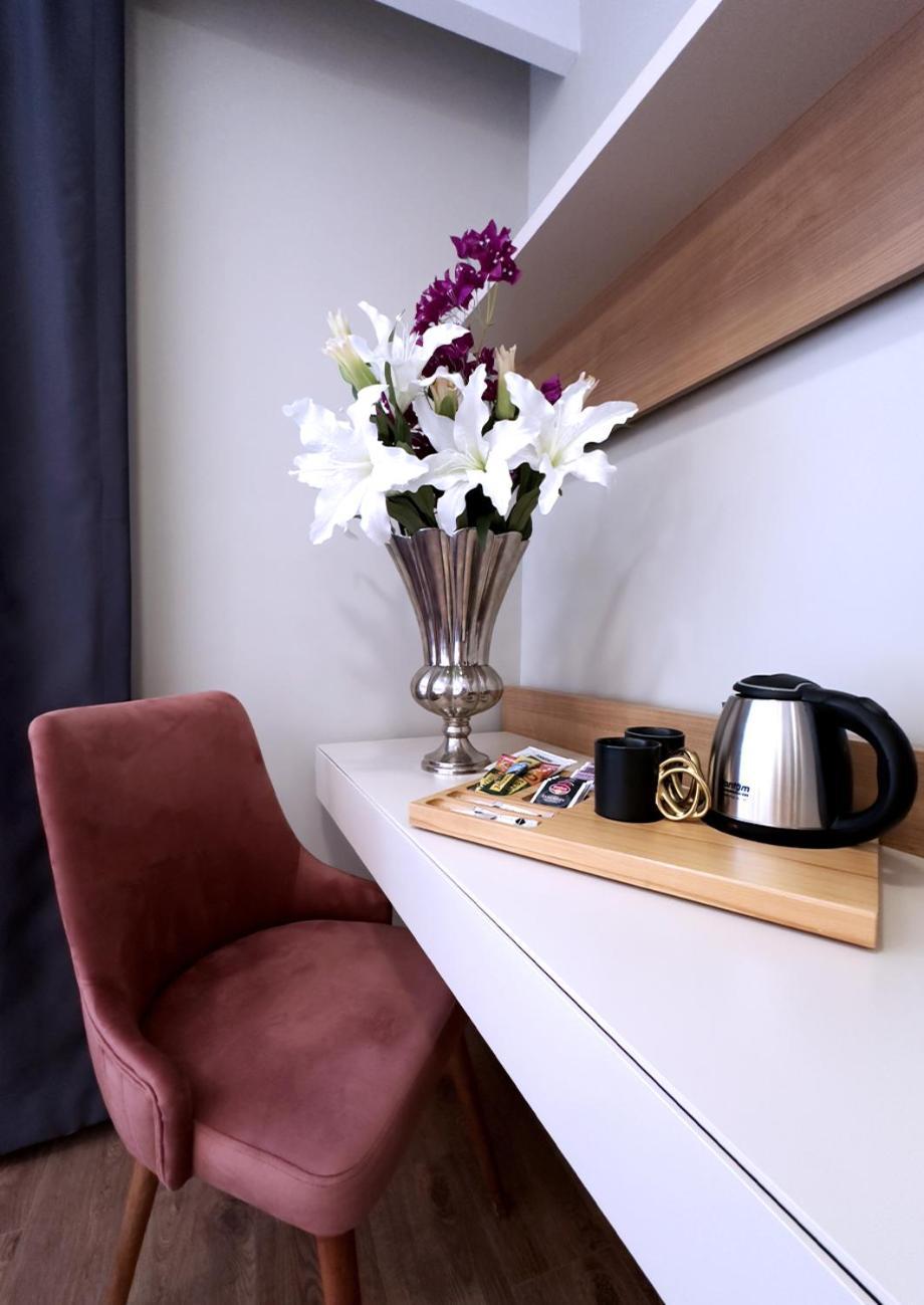 Frezya - Exclusively Woman Hotel Istanboel Buitenkant foto