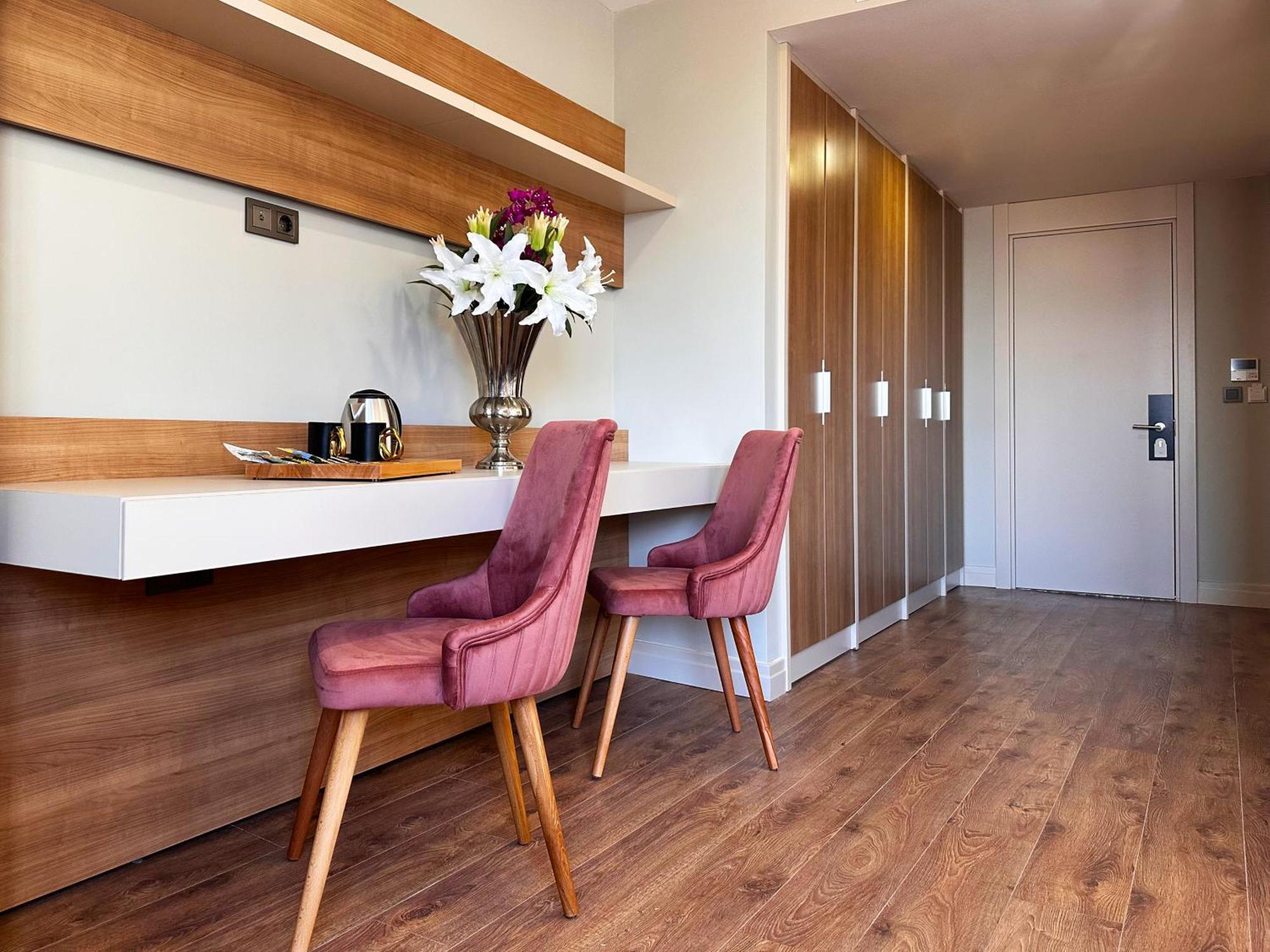 Frezya - Exclusively Woman Hotel Istanboel Buitenkant foto